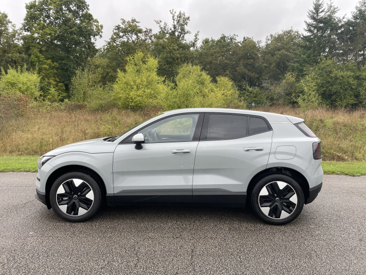 ex30, volvo, android, que vaut le volvo ex30 premier prix ?