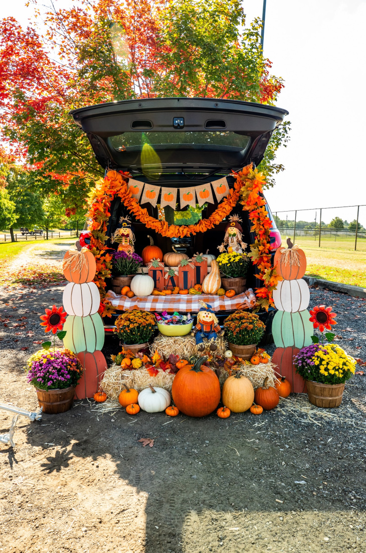 la chrysler pacifica devient la minifourgonnette officielle de trunk or treat pour l’halloween 2024