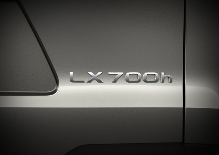 android, lexus lx 700h : une nouvelle motorisation hybride de 457 ch fait son apparition en 2025