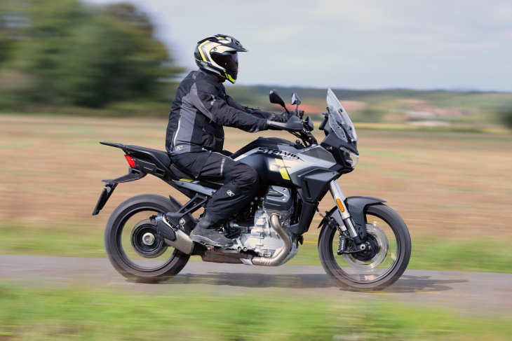 moto guzzi, stelvio, la moto guzzi stelvio est-elle le trail routier idéal ?