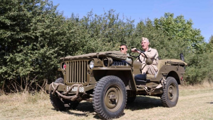 jeep, air legend 2024 : giacomo agostini et l’auto en guest stars à la plus grande fête aérienne de france