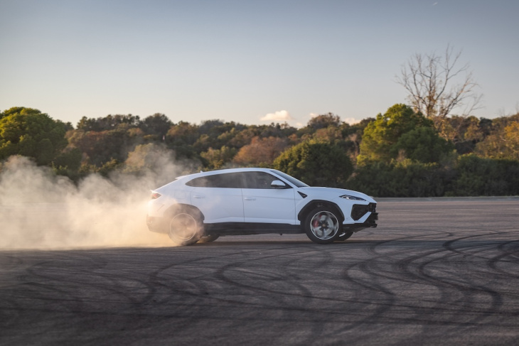 lamborghini urus se (2024) : taureau sous contrôle