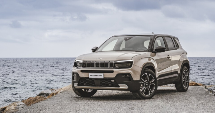 Le Jeep Avenger devient une bonne affaire en occasion, surtout en électrique