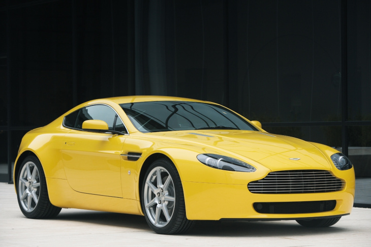 v8 vantage, aston martin, une aston v8 vantage bourrée de kilomètres, un bon plan ?