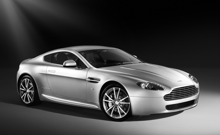 v8 vantage, aston martin, une aston v8 vantage bourrée de kilomètres, un bon plan ?