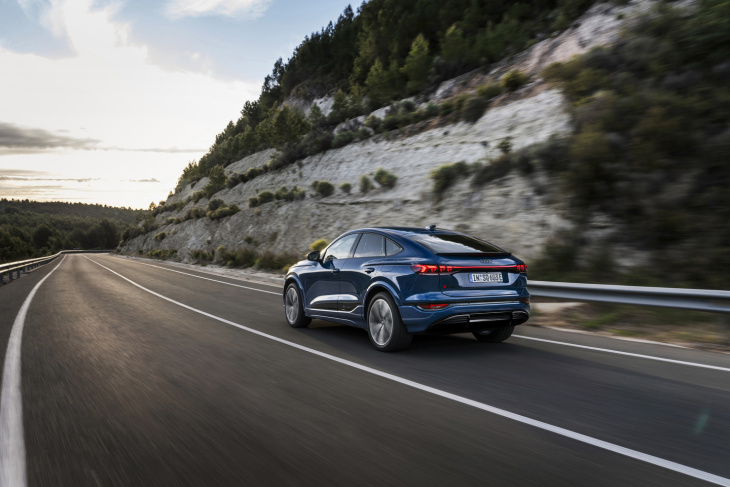 audi élargit sa gamme de véhicules électriques avec les modèles q6 sportback e-tron