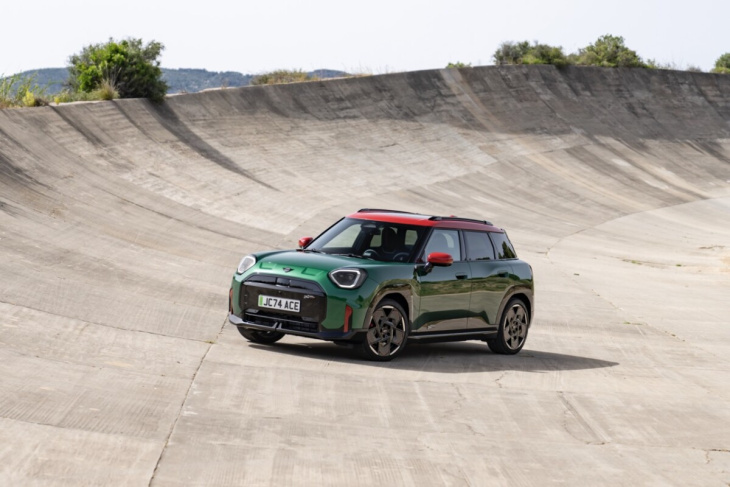 mini dégaine deux nouvelles voitures électriques toujours plus puissantes