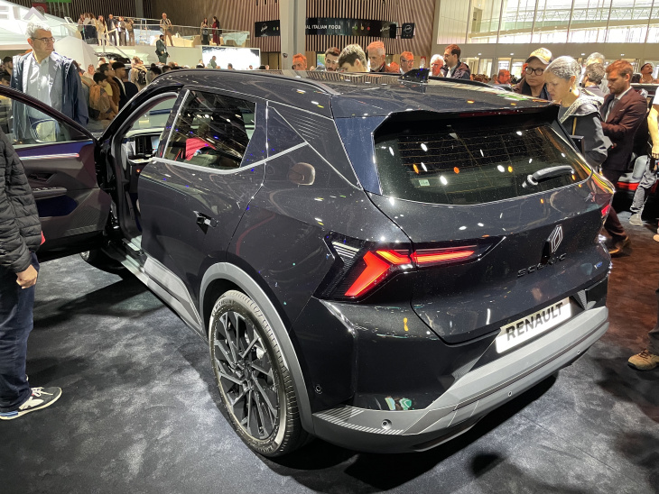 scenic 5, renault, scenic, mondial auto 2024, le scénic e-tech, première renault familiale électrique, s'expose au salon de paris 2024