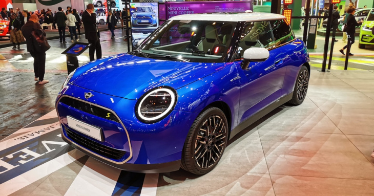 Mini Cooper SE : 218 ch électriques dans la Mini 3p - En direct du salon de l'auto 2024