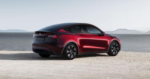 tesla model y 7 places