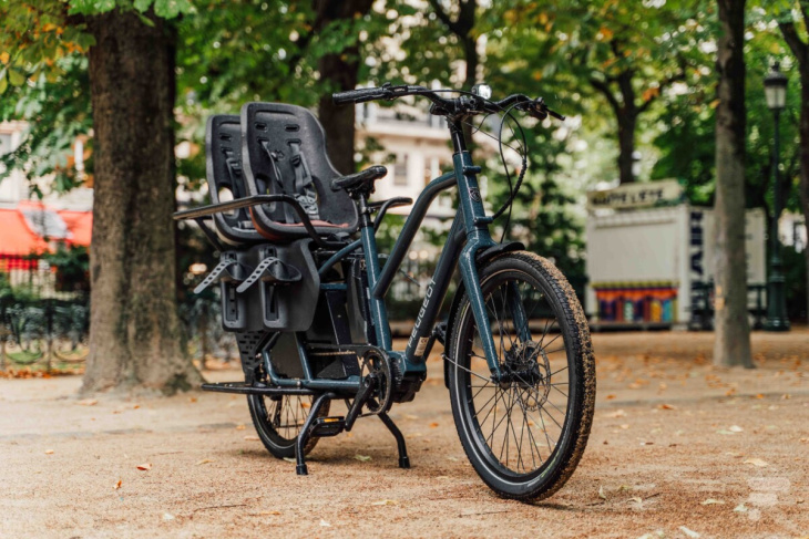 microsoft, on a testé le peugeot e-longtail, un excellent vélo électrique familial qui passe les vitesses à votre place