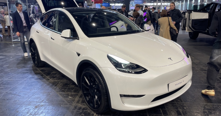 Le Tesla Model Y à 7 places est une surprise du salon de Paris 2024