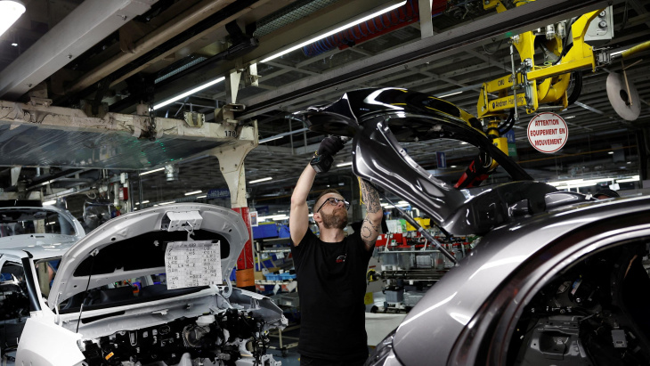 automobile : la france remet en question le principe des amendes européennes sur les normes de co2