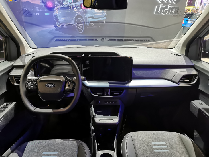 tourneo courier, ford, mondial auto 2024, le ford tourneo courier passe à l'électrique avec une autonomie... inconnue - en direct du salon de paris 2024