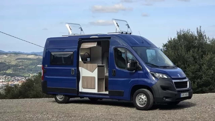 envie d'un nouveau camping-car ? ce peugeot boxer d'occasion peut faire l'affaire