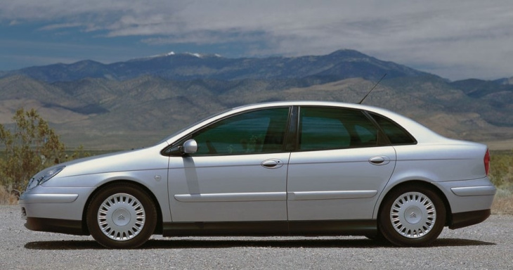 laguna 2, renault, laguna, citroen, un seul v6 pour deux françaises bien différentes