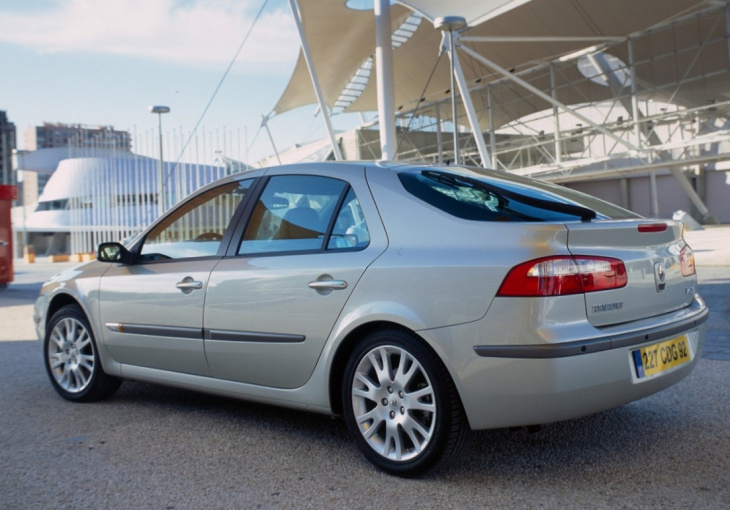 laguna 2, renault, laguna, citroen, un seul v6 pour deux françaises bien différentes